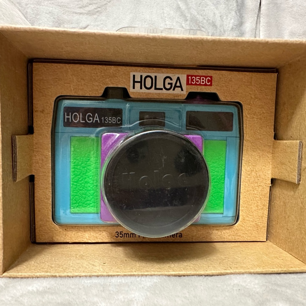 Holga 135BC 35mm Film Camera Box